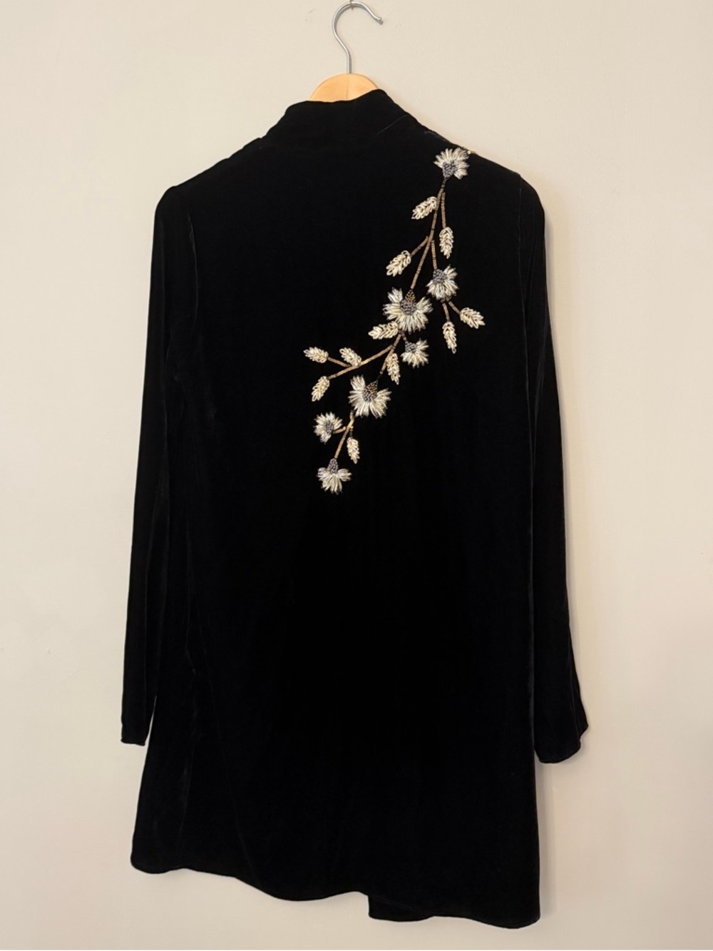 Elie Tahari Coley Floral Embroidered Velvet Jacket – NWT – $598 - Picture 2 of 8